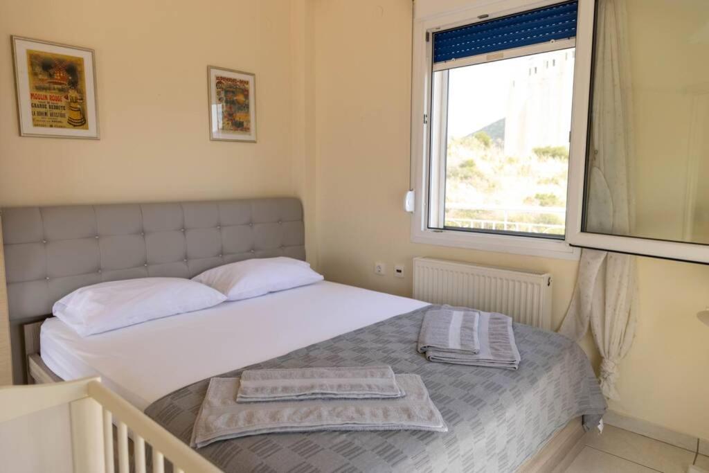 Port View House-Comfy Family Apartment-Panoramic View Nea Peramos  Exterior photo