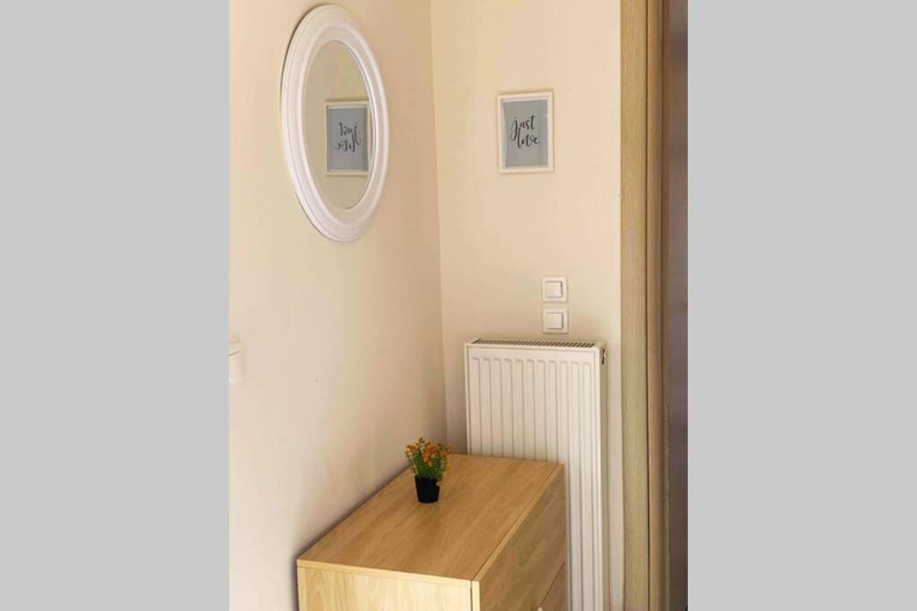 Port View House-Comfy Family Apartment-Panoramic View Nea Peramos  Exterior photo